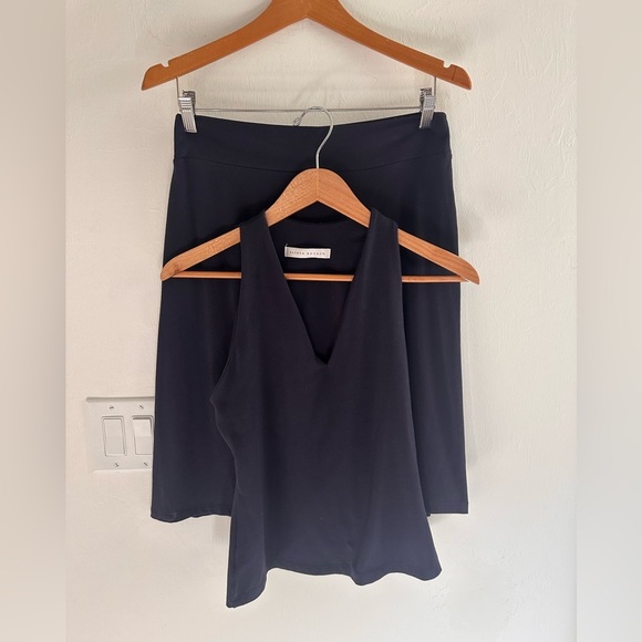 Susana Monaco Skirt Set in Navy Blue Sz L - Picture 2 of 10